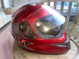 Dijual helm KYT murah