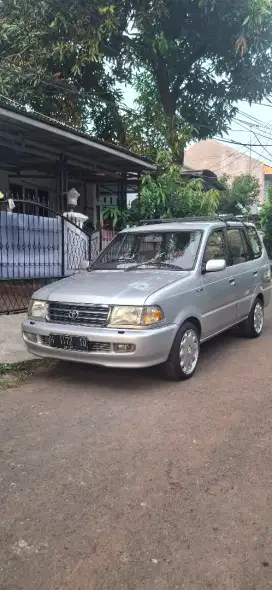 Toyota Kijang Kapsul SGX 1.8 Tahun 2000