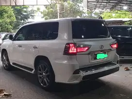 Lexus Lx570 facelift warna favorite putih!
