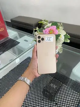 iphone 11 PM 256gb fullset mulus no minus terima tuker tambah/kredit