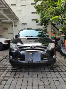 Toyota Fortuner VNT 2013
