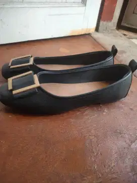 Sepatu plat shoes
