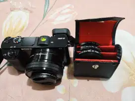 Jual Preloved Sony Alpha a6000 Kit 16-50 mm lengkap box + bonus banyak