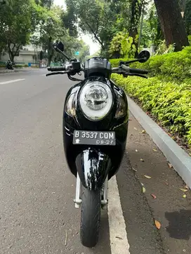 Scoopy Prestige 2021