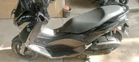Di jual motor yamaha nmax