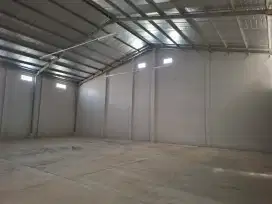 Disewakan gudang LT/LB : 640/500m2 Jl. Caringin