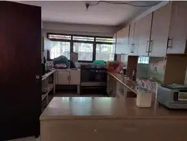 Dijual rumah tua hitung tanah (di bawah NJOP) di Ancol, Jakarta Utara
