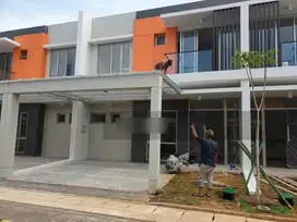 RUMAH PIK2 uk 8x12,5 BRAND NEW,2 LANTAI,CLUSTER DANAU