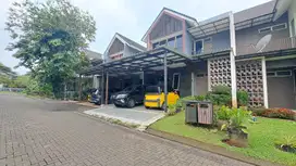 Rumah 2lantai rapih siap huni fully furnished hadap selatan di Avani