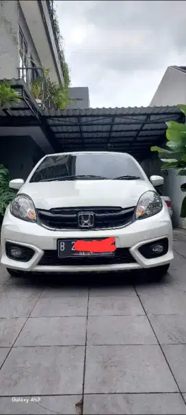 Honda Brio 1.2 E AT 2017 Tangan 1
