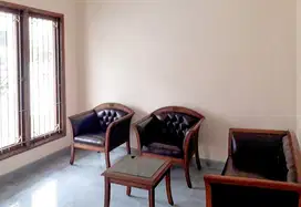 Dijual Rumah Classic Modern Bagus Siap Huni di Jatipadang