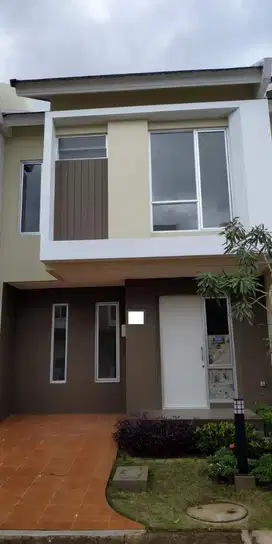 Dijual Rumah 2 Lantai di Malibu Coral Gading Serpong, Tangerang
