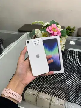 iphone SE GEN 3 64GB Fullset Nominus Bergaransi Menerima Tt ip/andro