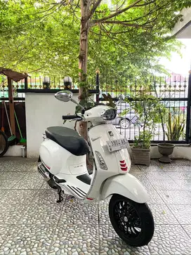 Vespa Sprint S Putih Mulus 2022