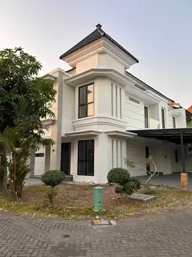Rumah Mewah American Style Jemursari Regency Prapen 4 Kamar