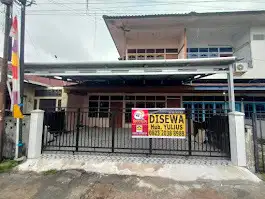 Rumah Pusat Kota Posisi Hook (Jl.Penjara / Jl.KHA Dahlan)