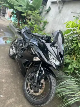 Kawasaki Ninja ZX 25 R