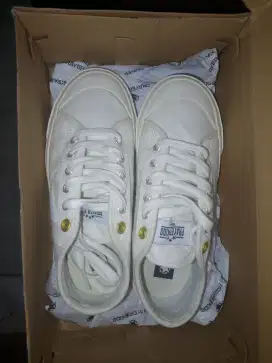 Prayer Kids - Sepatu Sneakers Pria Wanita kecot 02 off white ox