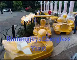 sepeda air itik mini,bebek bebekan kecil,perahu mainan danau