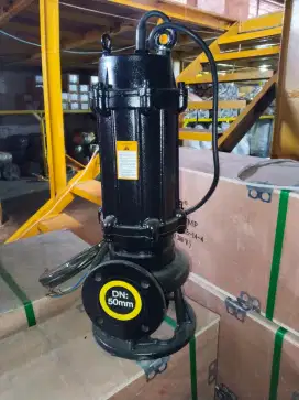 Distributor pompa limbah dan dinamo penggerak