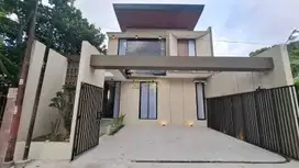 RUMAH FULL FURNISHED, DEKAT UPN, DI MAGUWO DEPOK