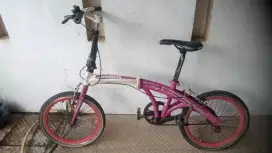 Di jual sepeda lipat merk phonicia