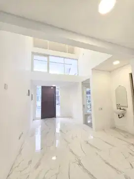 DIJUAL RUMAH NORTHWEST PARK CITRALAND, BAGUS SIAP HUNI