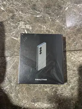 Samsung Z Fold 6 , ram 12gb, internal 256gb ( LIKE NEW )