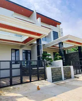 Rumah Mewah bonus kolam renang di candi kalasan manyaran semarang