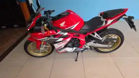 CBR RR 2022 waran Merah