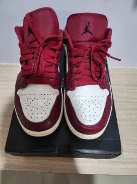 Air Jordan 1 Noble Red