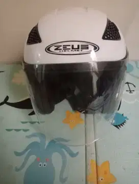 helm zeus 611 halfface white