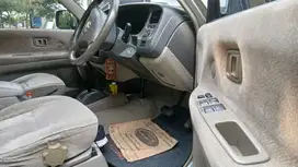 Toyota Kijang LGX 2.0 AT 2004 Silver