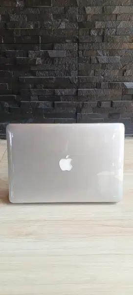 Macbook Air 2017 RAM 8Gb SSD 256Gb
