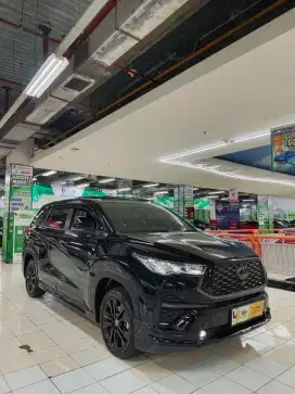Zenix Hybrid Modelista Q TSS matic 2023 | KM 20 ribu