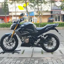 HONDA NEW CB150R HITAM 2023 KM 18K PAJAK PANJANG NO MINUS