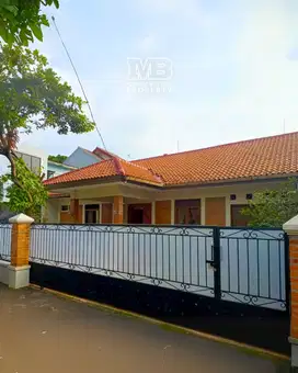DIJUAL CEPAT RUMAH SEMI FURNISH BARU RENOV STRATEGIS DI PAMULANG 2