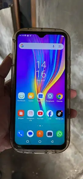 Infinix Hot 9 Play 4/64 Mulus Normal Sudah Terpasang TG dan Case