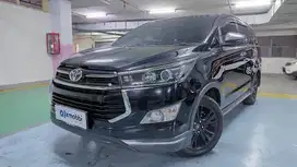 DP Rendah  15JT Toyota Kijang Innova 2.0 Venturer Bensin-AT 2018 Hitam