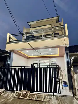 Dijual Rumah 2 Lantai di Serpong Regency Melati Mas, Tangerang Selatan