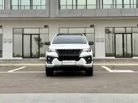 Toyota Fortuner (2019)