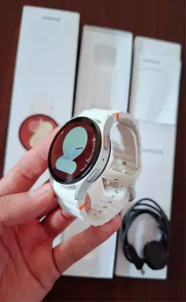 Samsung Galaxy Watch 7 40mm Cream Second Garansi ON Samsung Smartwatch