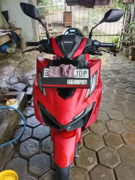 Vario 160 CBS merah 2023