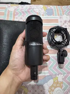 Audio Technica AT2035 Cardoid Condenser Microphone