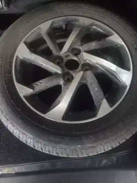 DI JUAL VELG + BAN SIGRA R14 1unit