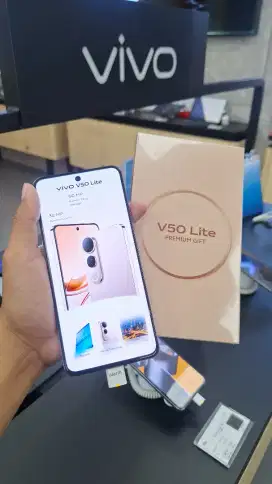Free Voucher 100K + Potongan CC Vivo V50 Lite 5G Ram 16/256