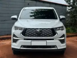 Toyota Innova Zenix 2.0 Q Hybrid TSS Modelista Non RSE AT
Th : 2024