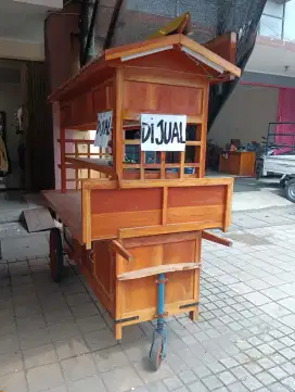 Dijual cepat, Gerobak Kayu