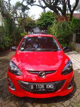 Mazda 2 AT 2011 kondisi baik