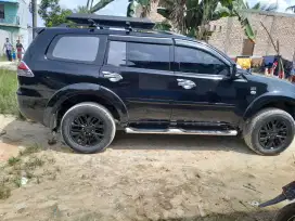 Pajero dakar 4x4 at
